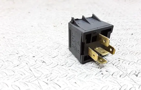 Hyundai Terracan Other relay