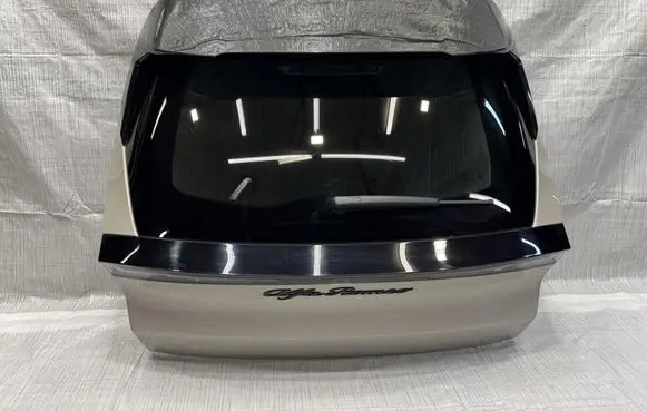 Alfa Romeo 145 - 146 Tailgate/trunk/boot lid 