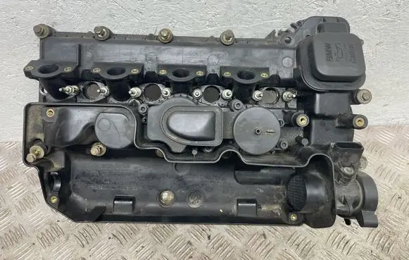 BMW 5 E39 Rocker cam cover 0928400306