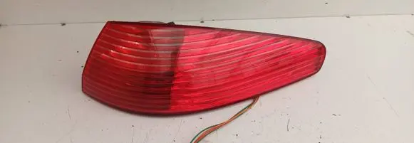 Peugeot 607 Rear/tail lights 2543D