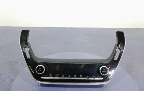 Toyota Corolla E210 E21 Climate control unit 55900-02F30