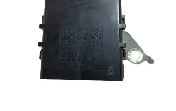 Toyota C-HR I Window wiper relay 85940F4010 4230003010