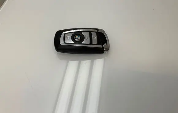 BMW 6 F12 F13 Ignition key/card 9226932 08107271 20100J4573