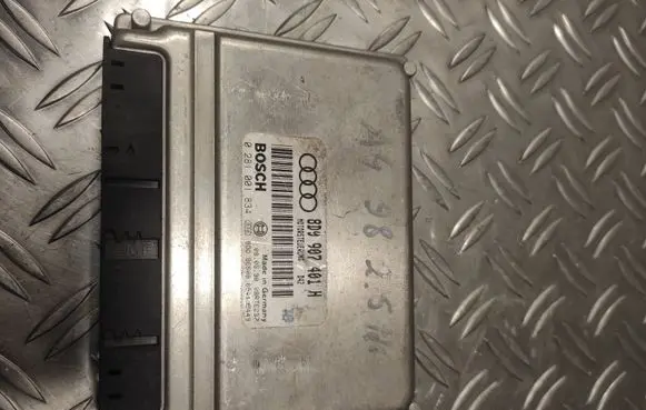 Audi A4 S4 B5 8D Engine control unit/module 8D0907401H 0281001834 28RTE232