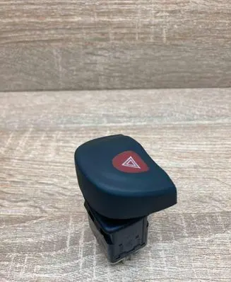 Renault Scenic I Hazard light switch 841043