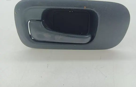 Honda CR-V Front door interior handle
