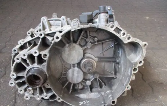 Volvo XC70 Manual 6 speed gearbox 566R7002BC 9482420 D5244T4