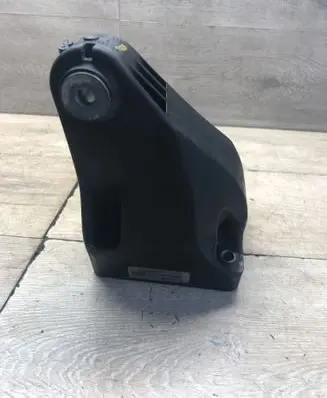 Mercedes-Benz E W213 Engine mounting bracket A6542230100