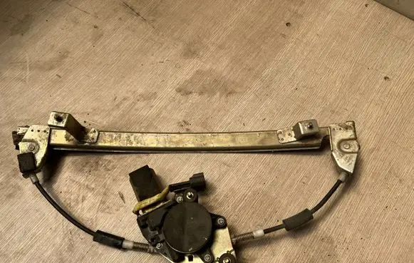 Fiat Marea Front door window regulator with motor