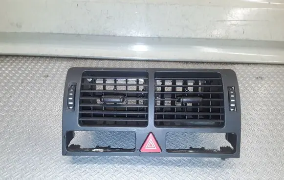 Audi A2 Dash center air vent grill 8Z0820951A