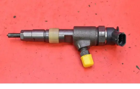 Ford Mondeo MK I Fuel injector 0445110489