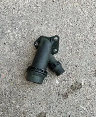 BMW 5 E60 E61 Engine coolant pipe/hose