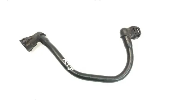 Gearbox oil cooler pipe/hose