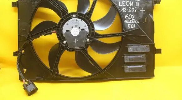 Seat Leon (5F) Electric radiator cooling fan 5Q0121205AL 5Q0121207BH 5Q0959455AL