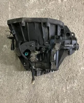Renault Latitude (L70) Manual 6 speed gearbox PK4004 8200952941
