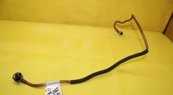 Mercedes-Benz Sprinter W901 W902 W903 W904 Brake booster pipe/hose 