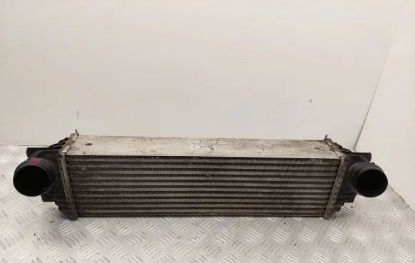 BMW 5 F10 F11 Intercooler radiator 7805629 R7368003
