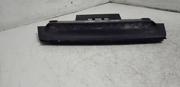 Volvo S80 Third/center stoplight 8641732