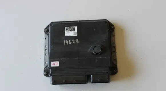 Lexus IS 220D-250-350 Engine control unit/module 8966153701 1758009481