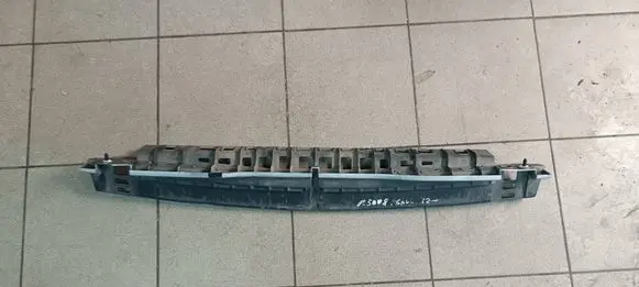 Peugeot 5008 Rear bumper mounting bracket 9686247380 2005730