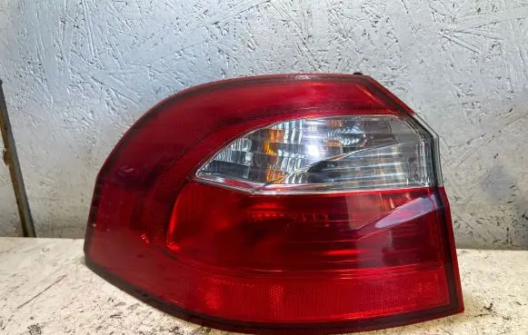 KIA Rio Rear/tail lights 924011W2 13201 AP209D0T