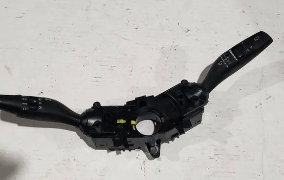 KIA Xceed Wiper turn signal indicator stalk/switch 93404-J7960