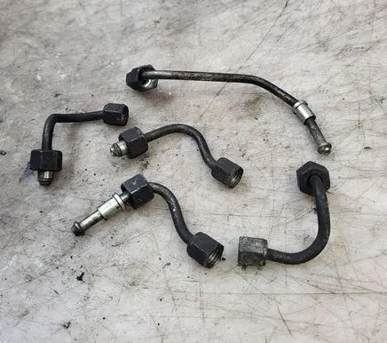 Opel Astra H Fuel line pipe