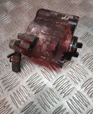 Toyota RAV 4 (XA20) Vacuum pump 