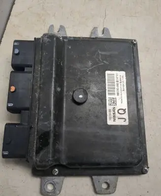 Nissan Note (E11) Engine control unit/module MEC93060
