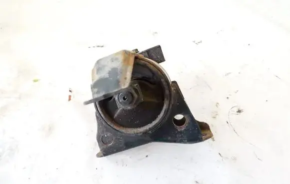 Toyota Corolla E110 Engine mount bracket 1235115050 12351-15050