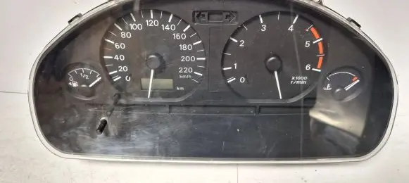Mitsubishi Space Star Speedometer (instrument cluster) MR480209 2573201840 216539116