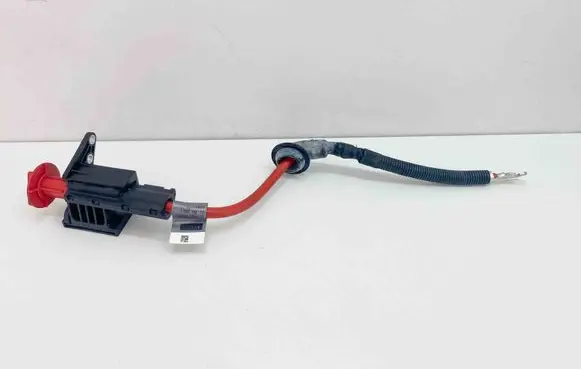 Positive cable (battery)