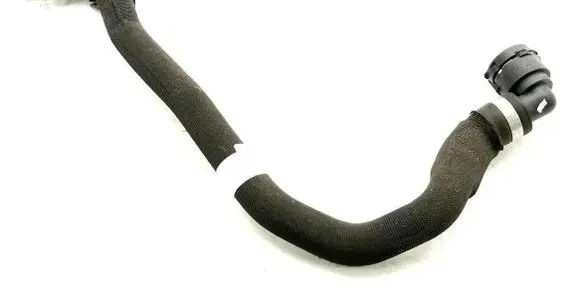 Engine coolant pipe/hose