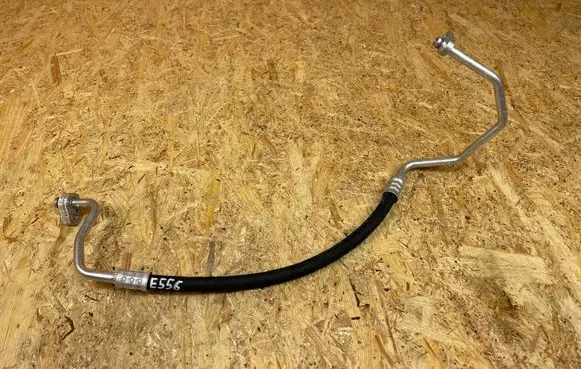 Air conditioning (A/C) pipe/hose