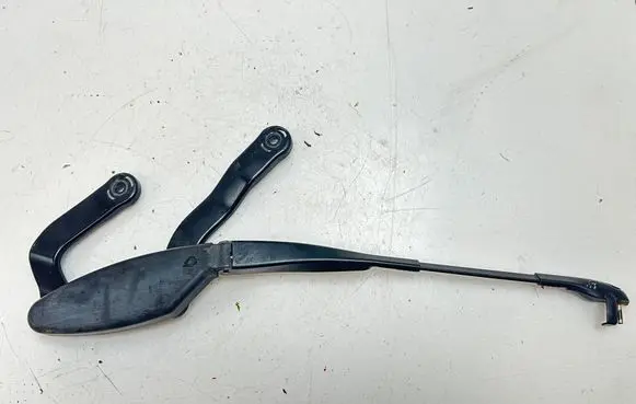 Mercedes-Benz E W211 Front wiper blade arm A2118201244
