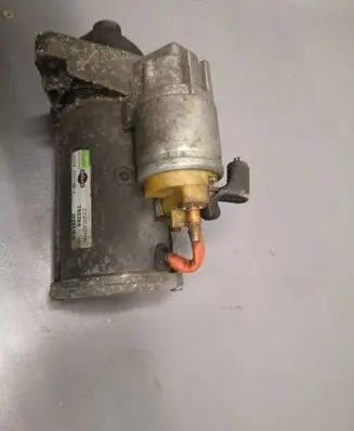 Nissan Qashqai Starter motor 23300JG70A