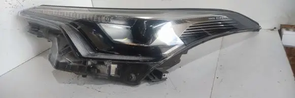 Toyota C-HR I Headlight/headlamp 81150F4170 3032518