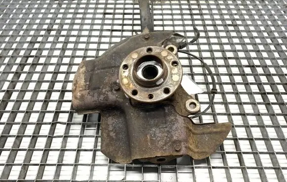 Alfa Romeo 159 Front wheel hub spindle knuckle 
