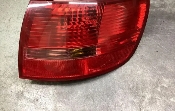 Audi A6 S6 C6 4F Rear/tail lights 89036920