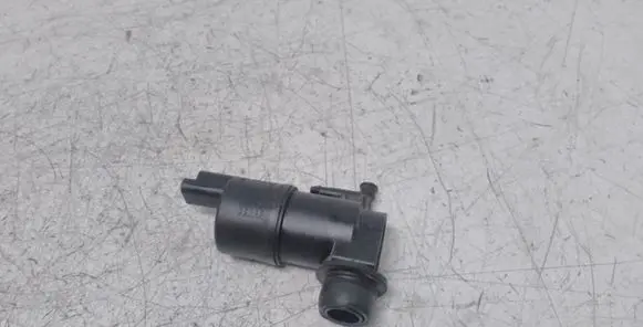 Renault Master III Windscreen/windshield washer pump 681155 246091 194414