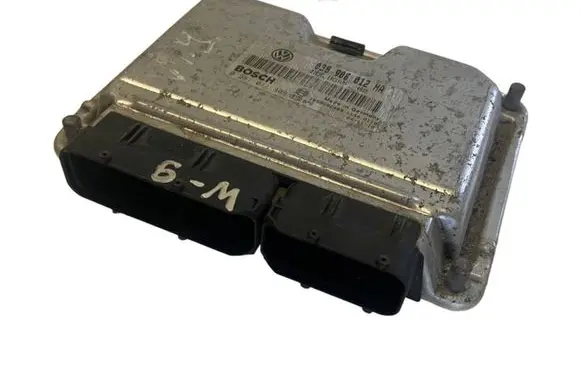 Skoda Octavia Mk2 (1Z) Engine control unit/module 038906012HA 0281011300 1039S02409