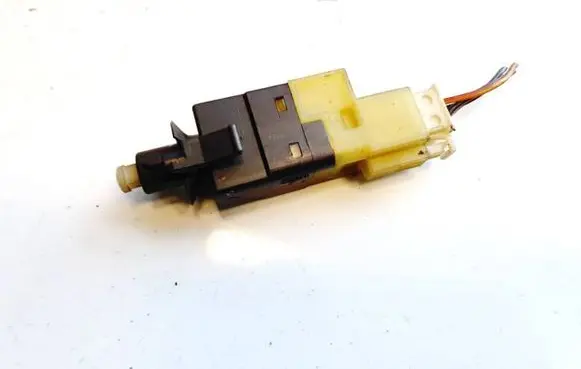 Mercedes-Benz B W245 Brake pedal sensor switch a0015454409