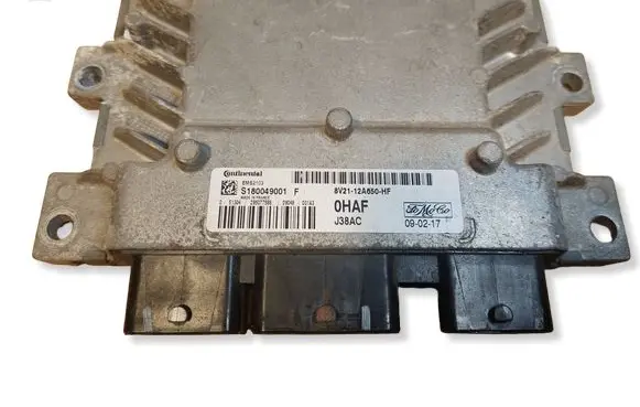 Ford Fiesta Engine control unit/module ECU 8V2112A650HF S180049001F EMS2103