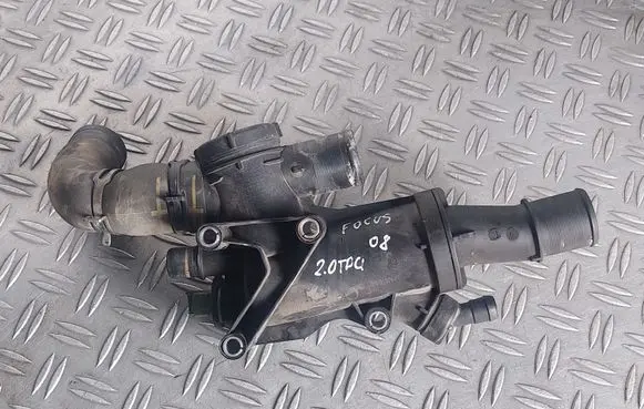 Thermostat/thermostat housing