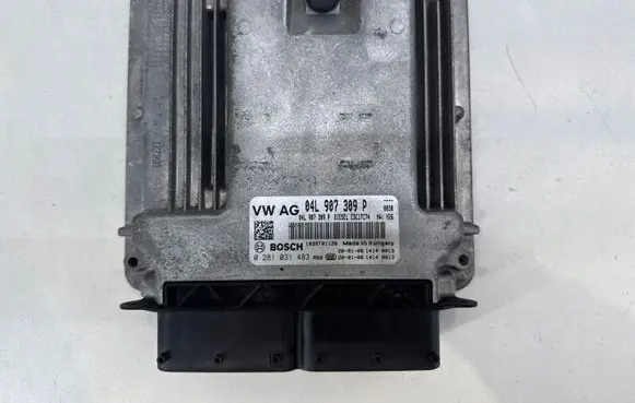 Opel Mokka X Engine control unit/module 04L907309P 0281031483