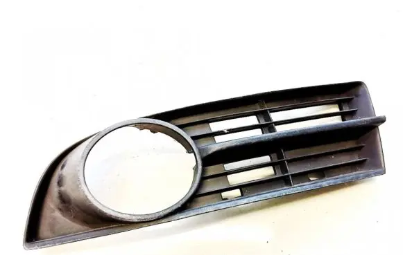 Volkswagen Touran I Front bumper lower grill 1t0853665a