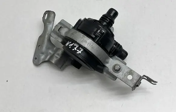 Mercedes-Benz A W177 Electric auxiliary coolant/water pump 0392023409 A0005003600 1220072717