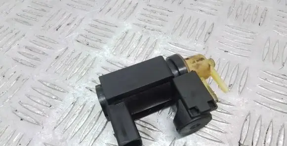Volvo S60 Turbo solenoid valve 31339808