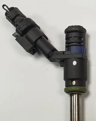 Mercedes-Benz A W169 Fuel injector A0000789023