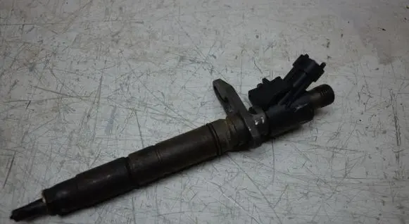 Jaguar XJL Fuel injector 9X2Q9K546DC